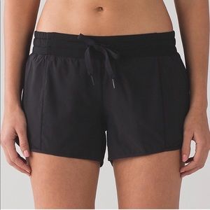 Lululemon Hotty Hot shorts